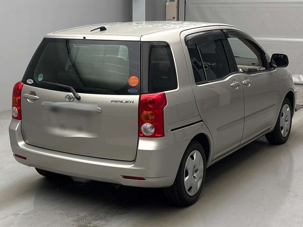 TOYOTA RAUM
