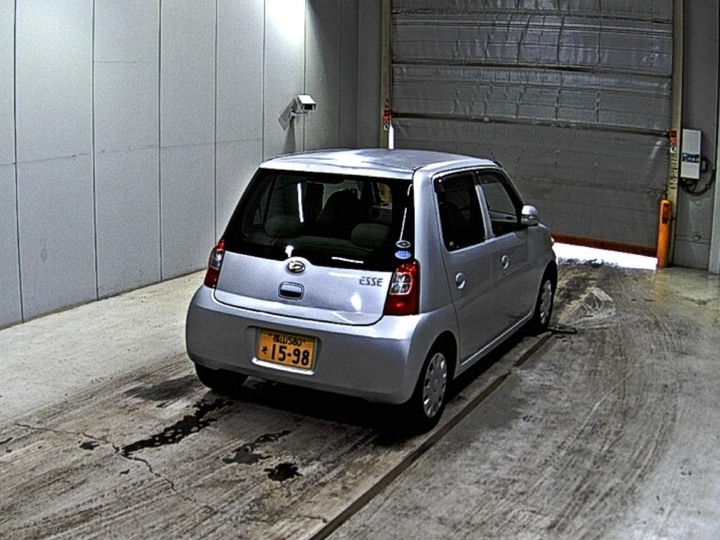 DAIHATSU ESSE