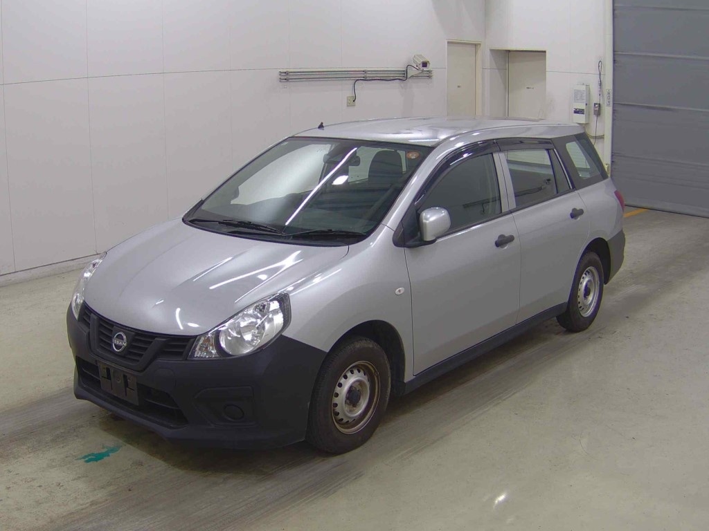 NISSAN AD