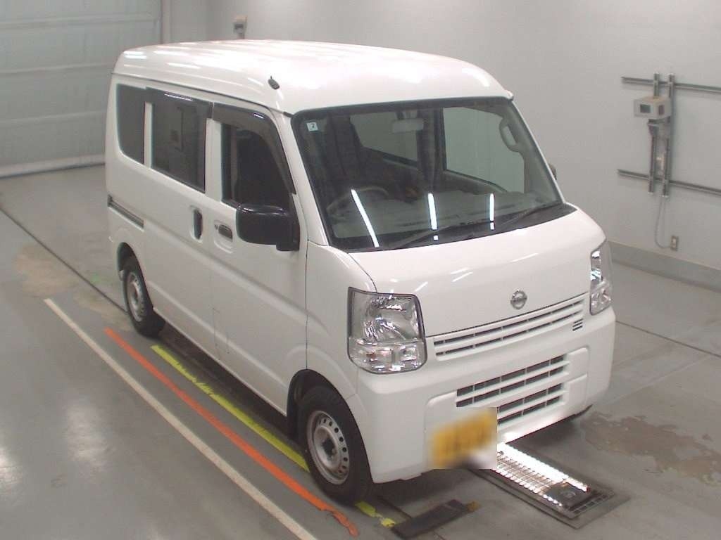 NISSAN NV100 CLIPPER