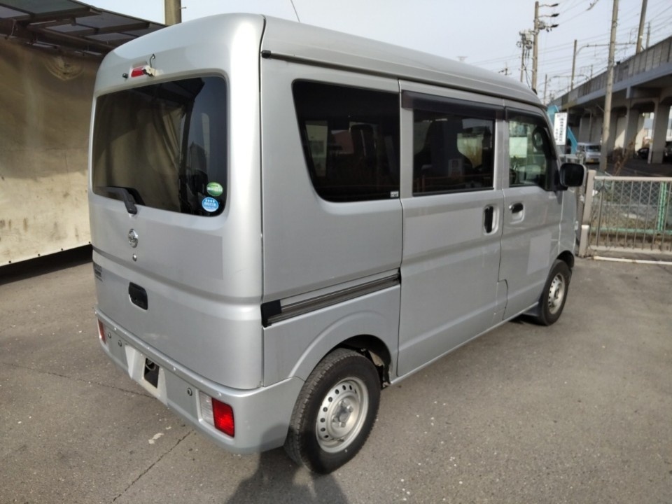 NISSAN NV100 CLIPPER