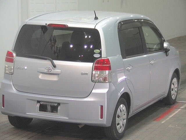 TOYOTA SPADE