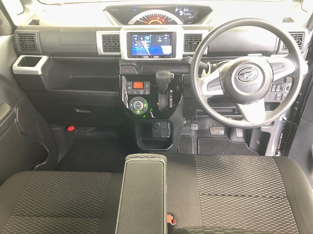 DAIHATSU WAKE