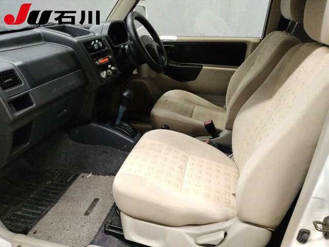 MITSUBISHI PAJERO MINI