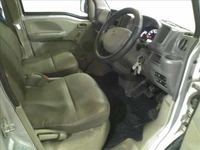 NISSAN NV100 CLIPPER