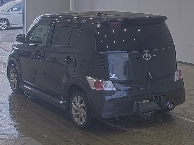 TOYOTA BB