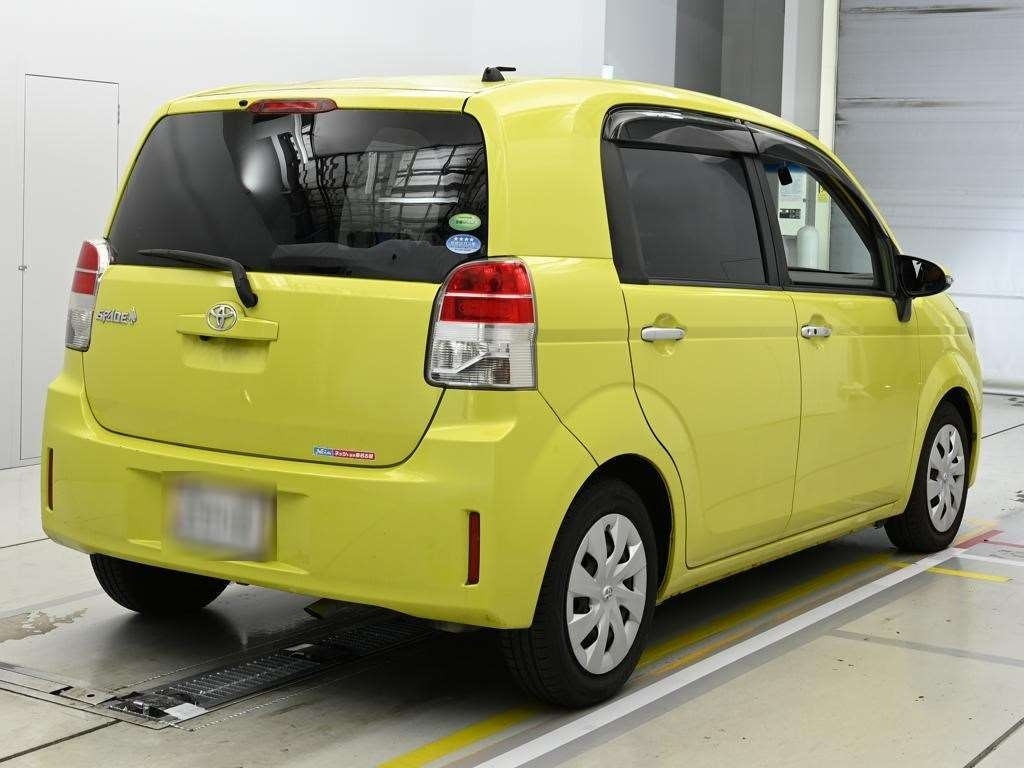 TOYOTA SPADE