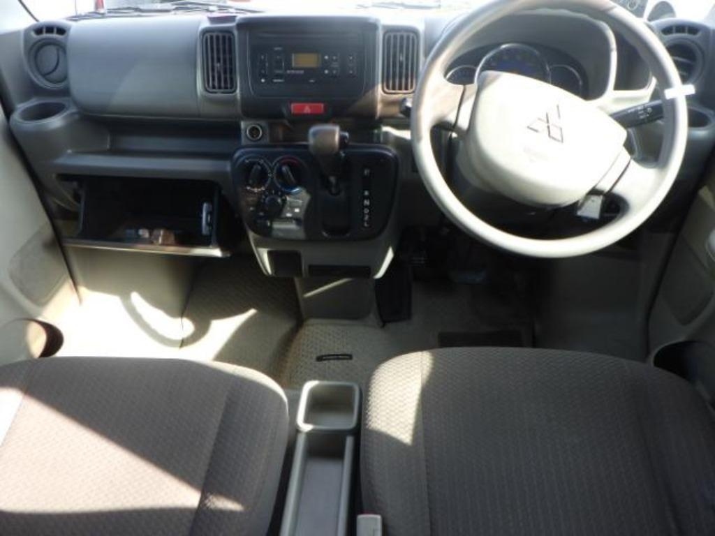 MITSUBISHI MINICAB
