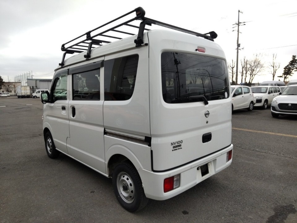 NISSAN NV100 CLIPPER