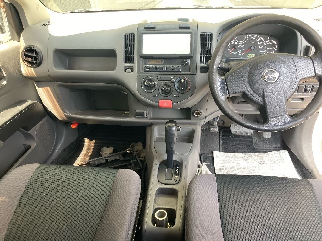 NISSAN AD