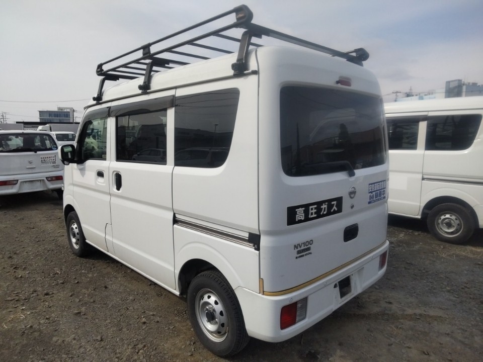 NISSAN NV100 CLIPPER