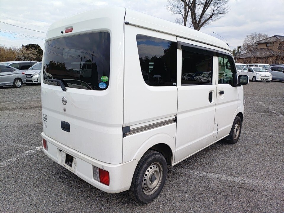 NISSAN NV100 CLIPPER