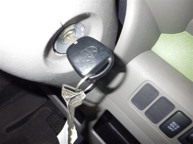 TOYOTA PIXIS SPACE