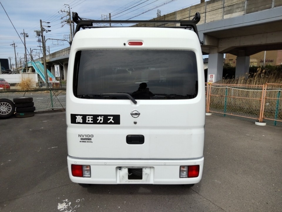 NISSAN NV100 CLIPPER