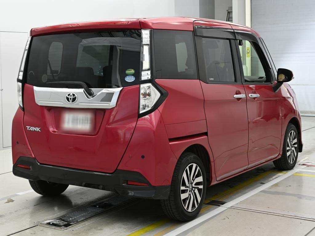 TOYOTA TANK