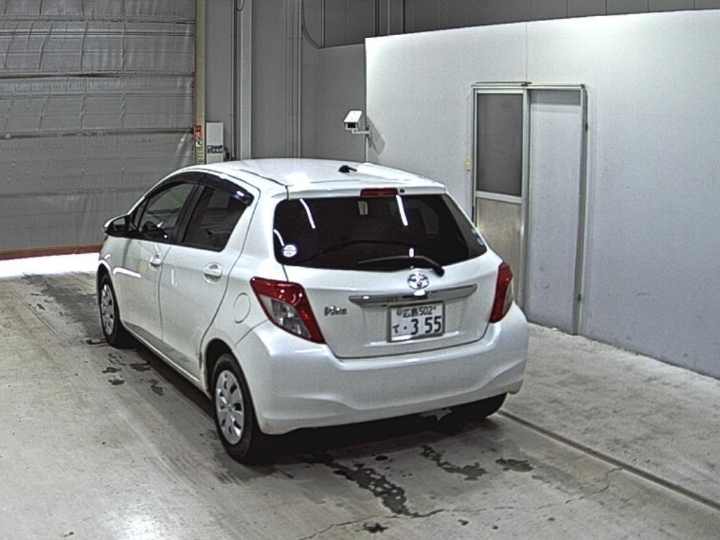 TOYOTA VITZ