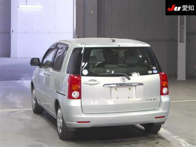 TOYOTA RAUM