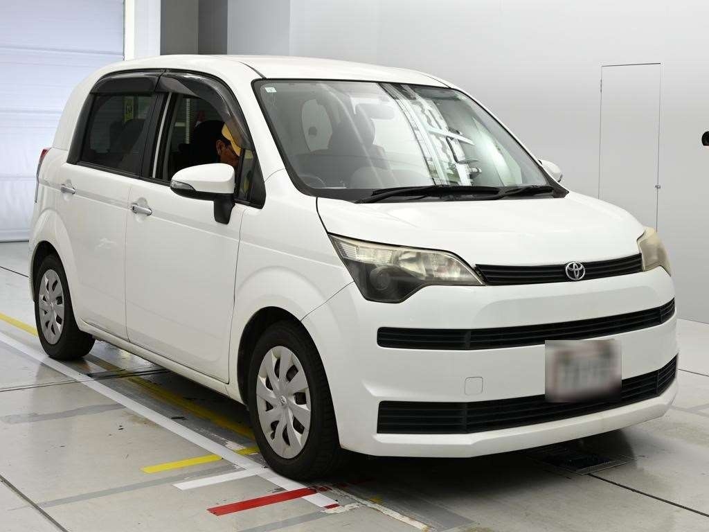 TOYOTA SPADE