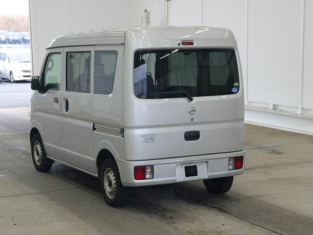NISSAN NV100 CLIPPER