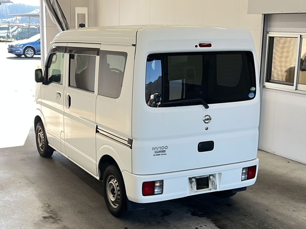 NISSAN NV100 CLIPPER