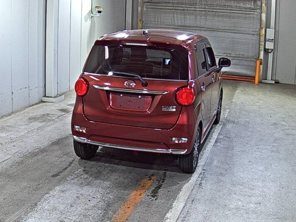 DAIHATSU CAST