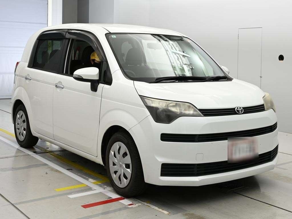 TOYOTA SPADE