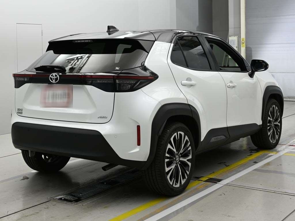 TOYOTA YARIS CROSS