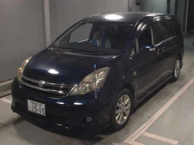 TOYOTA ISIS