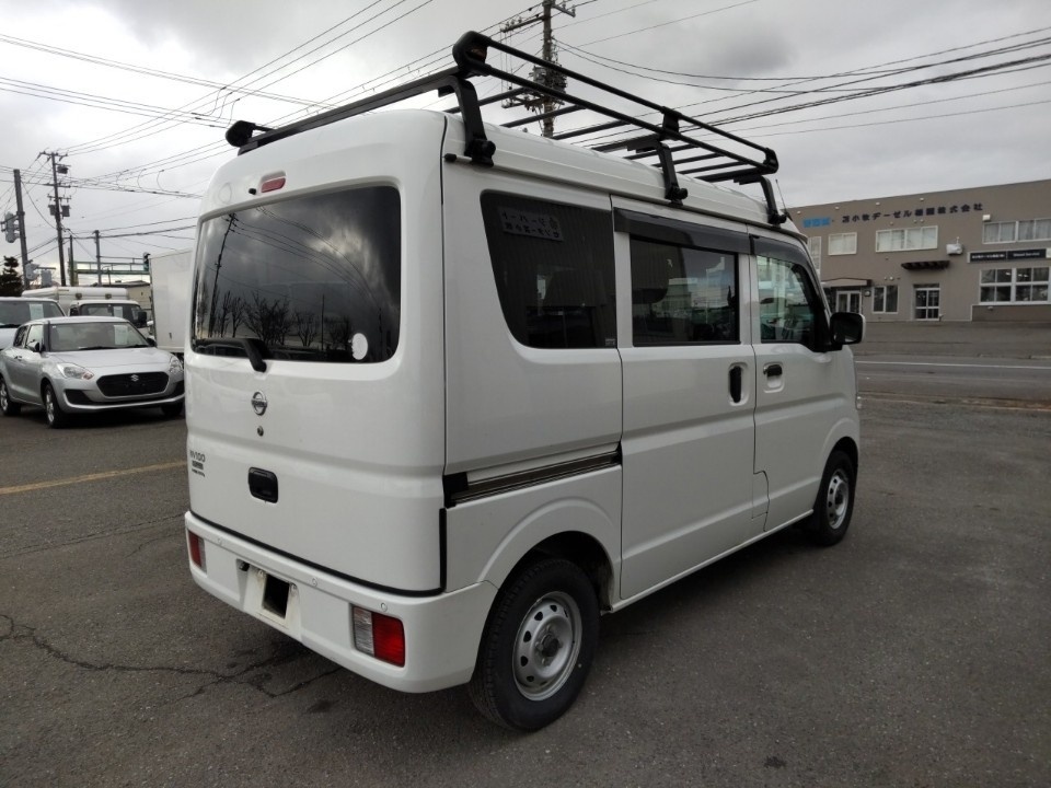 NISSAN NV100 CLIPPER