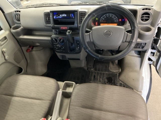 NISSAN NV100 CLIPPER