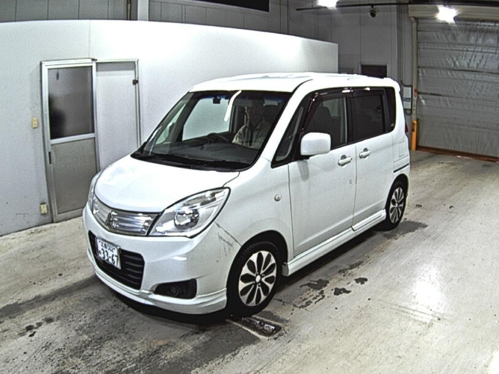 MITSUBISHI DELICA D:2