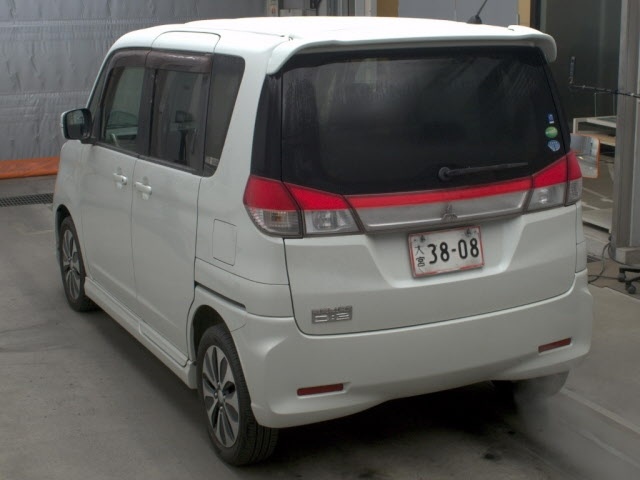 MITSUBISHI DELICA D:2