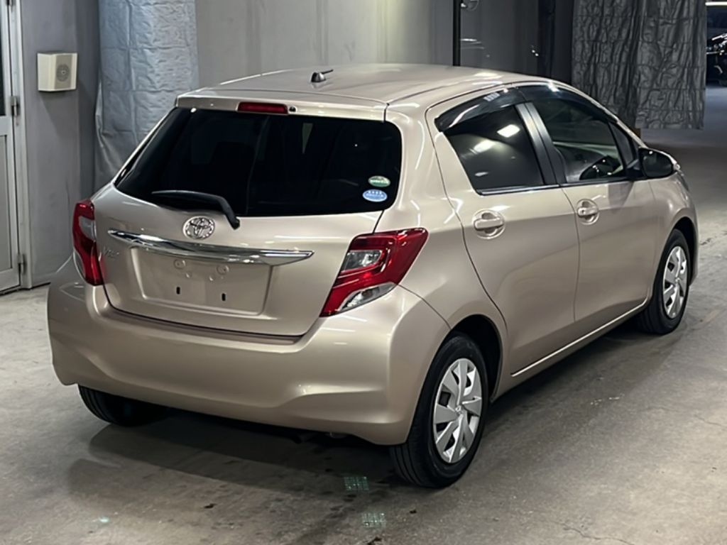TOYOTA VITZ