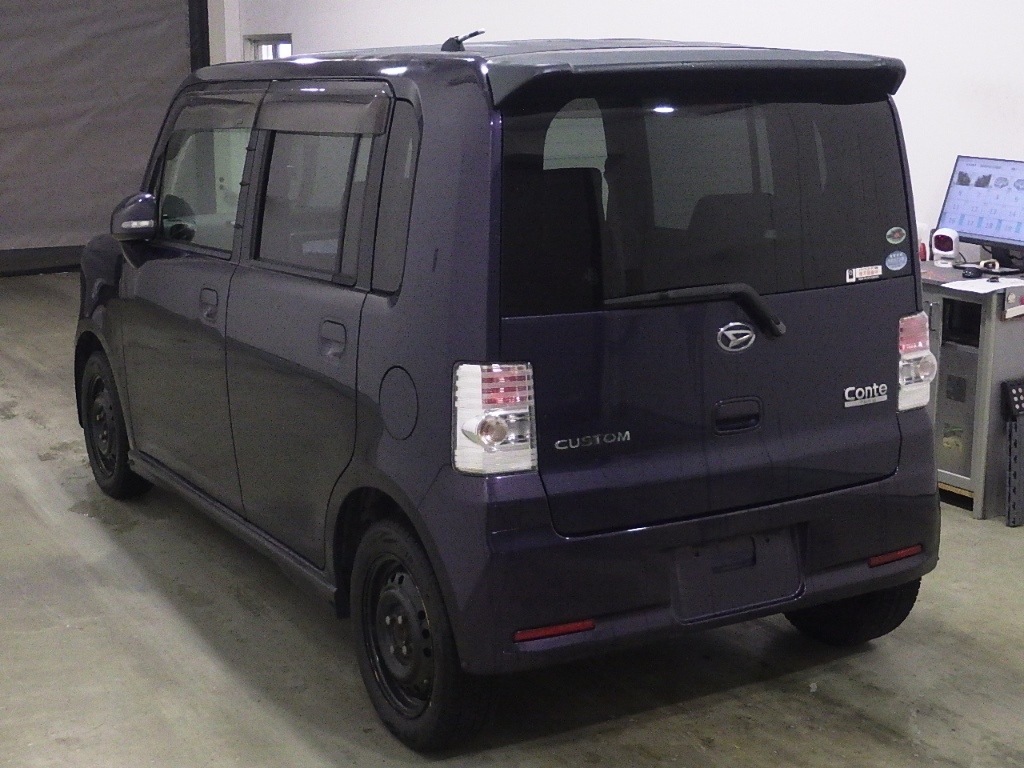 DAIHATSU MOVE CONTE