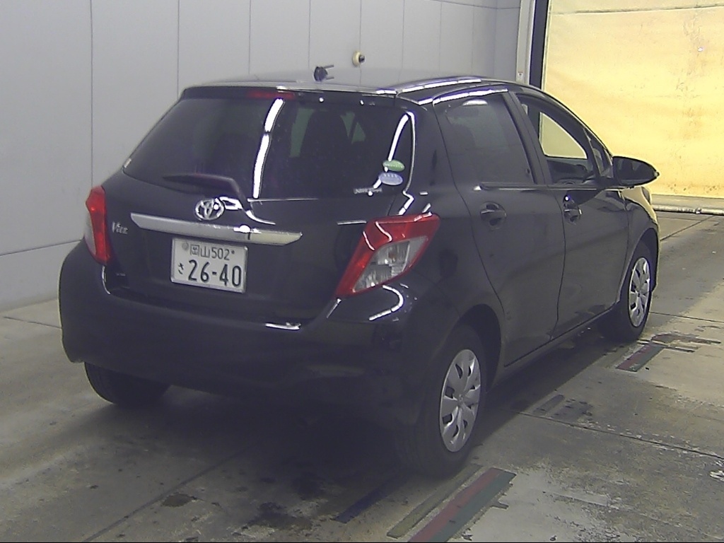 TOYOTA VITZ