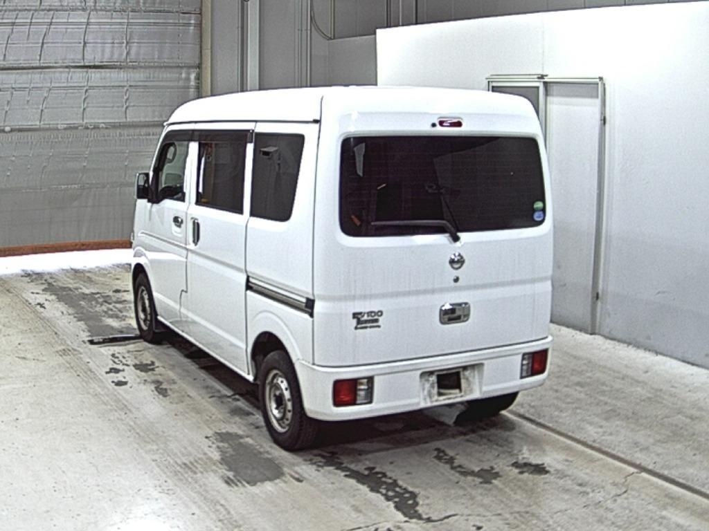NISSAN NV100 CLIPPER