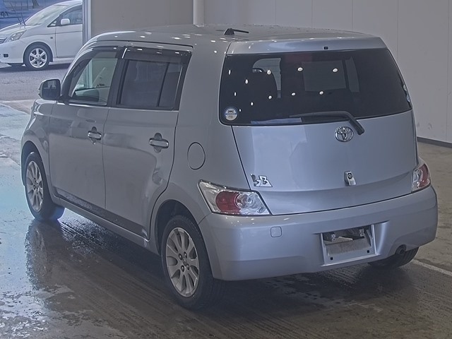 TOYOTA BB