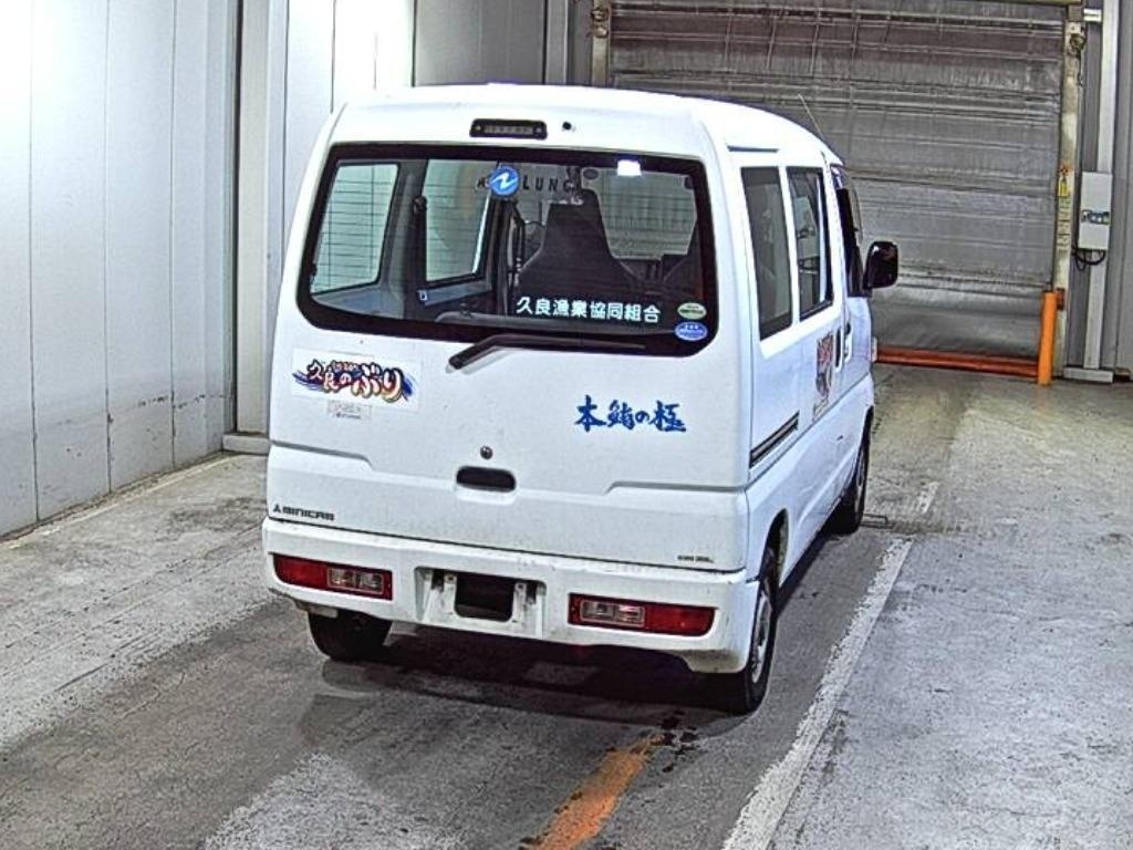 MITSUBISHI MINICAB
