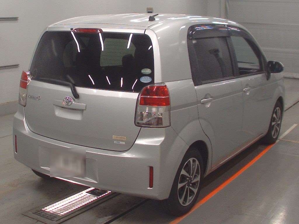 TOYOTA SPADE