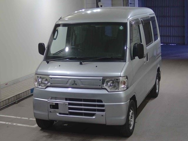 MITSUBISHI MINICAB