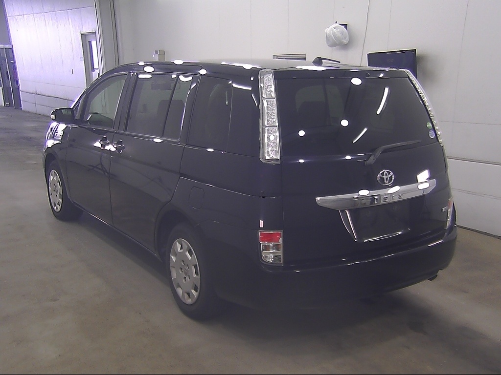 TOYOTA ISIS