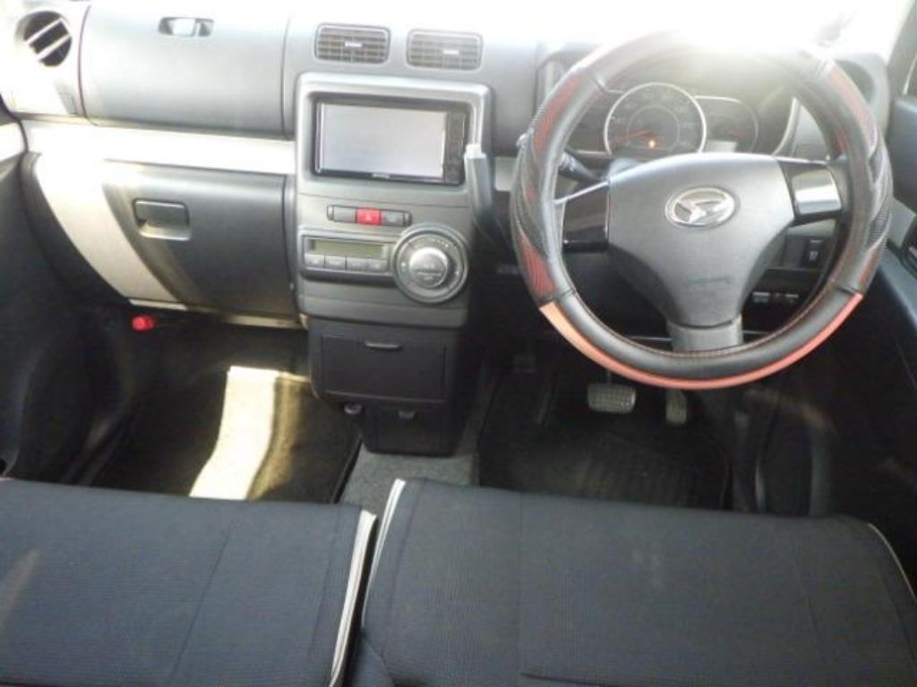 DAIHATSU MOVE CONTE