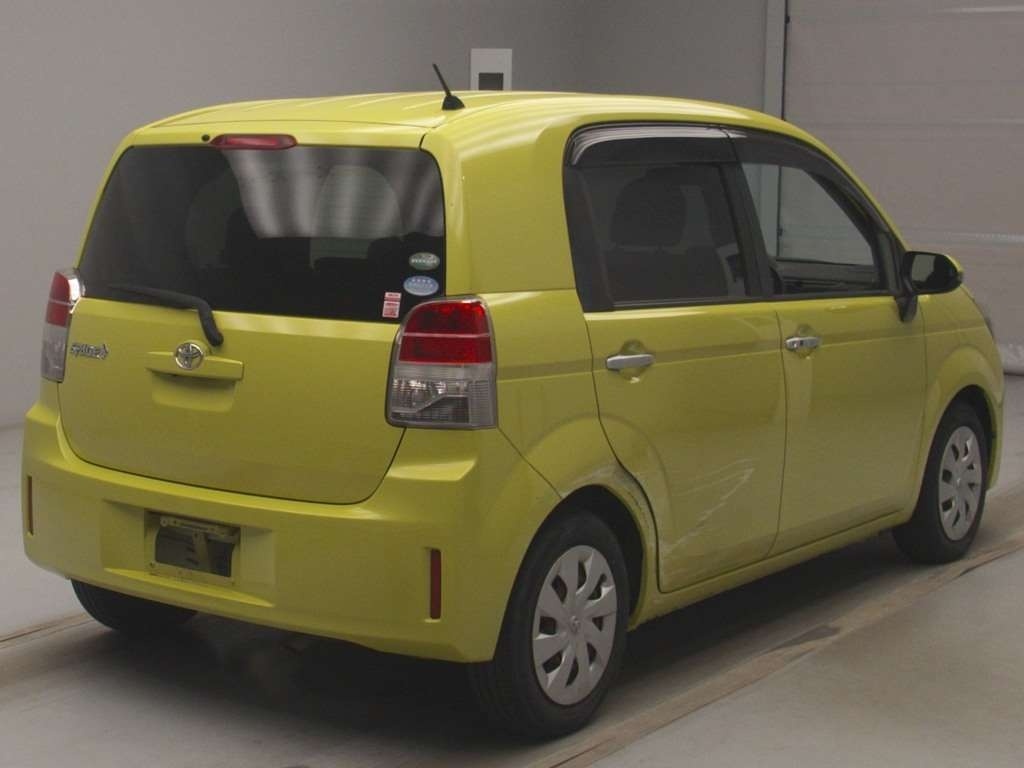 TOYOTA SPADE