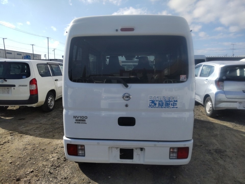 NISSAN NV100 CLIPPER