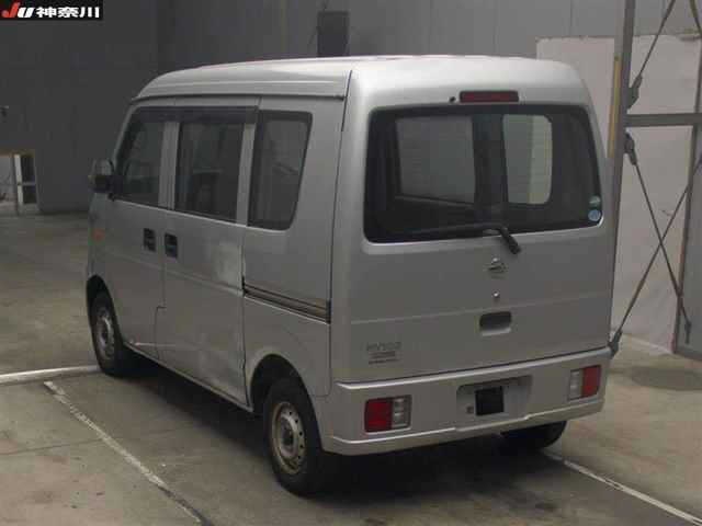 NISSAN NV100 CLIPPER