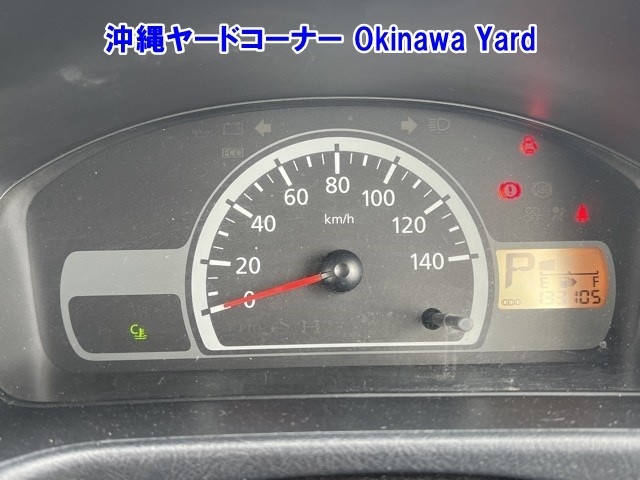 NISSAN NV100 CLIPPER