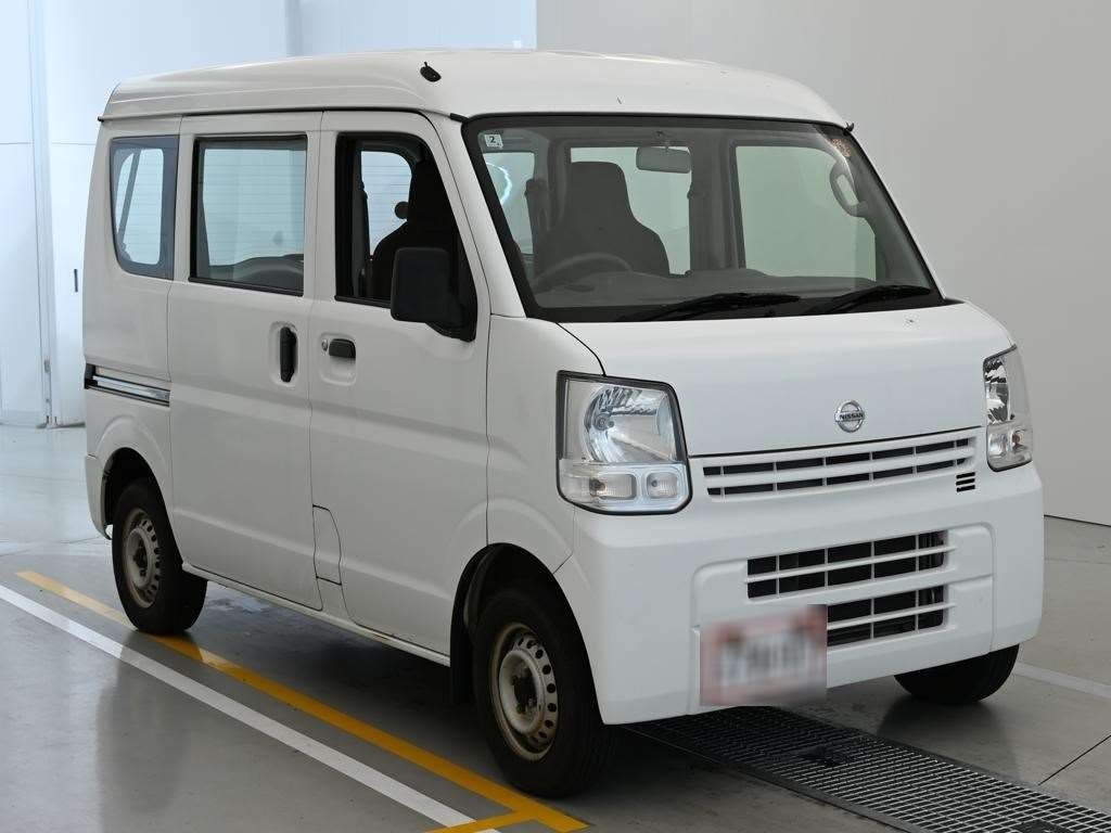 NISSAN NV100 CLIPPER