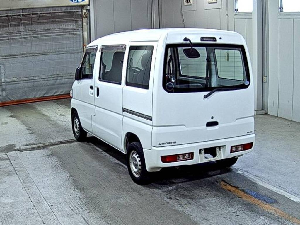 MITSUBISHI MINICAB