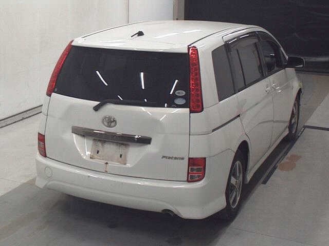TOYOTA ISIS