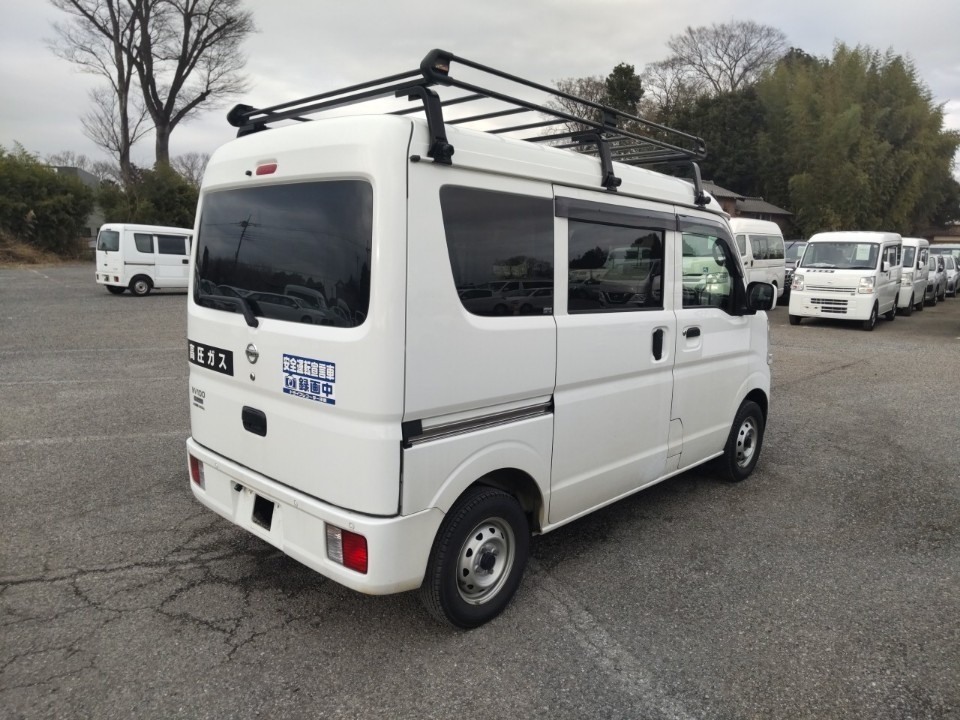 NISSAN NV100 CLIPPER